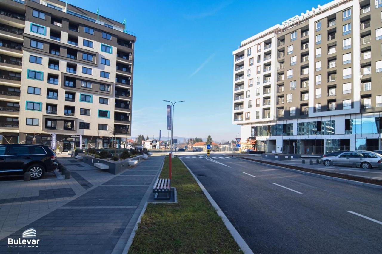 Bulevar Apartment *